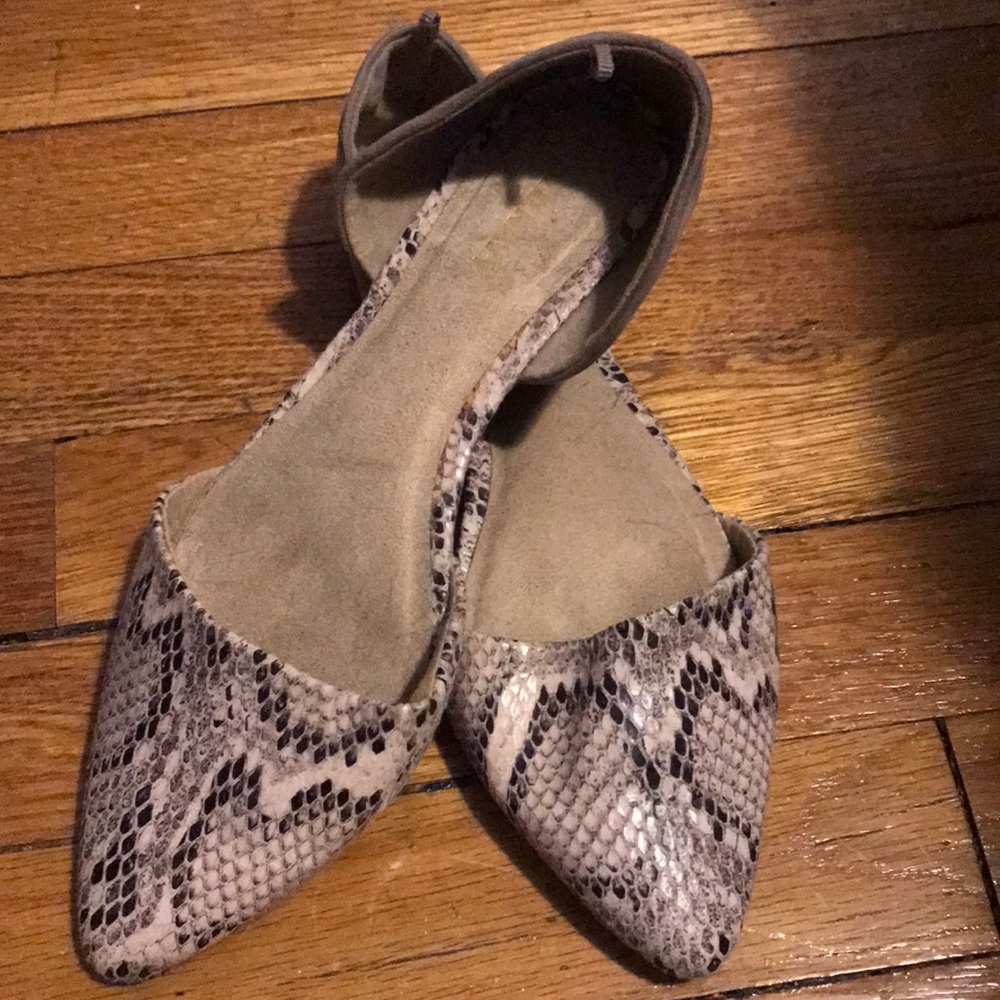 Old Navy Snakeskin Flats